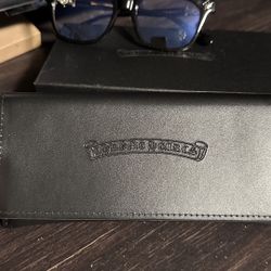 Black chrome heart glasses 