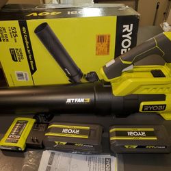 RYOBI40V 110 MPH 525 CFM Cordless Battery Variable-Speed Jet Fan Leaf Blower with 2  Batterys 2.0 Ah and Charger