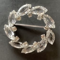 Brooch/Pin, Christian dior