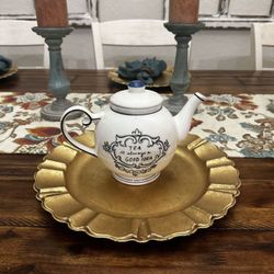 Anthropologie Molly Ceramic Hatch Tea Pot