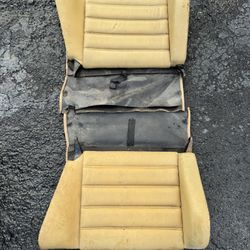 Porsche 911 rear jump seat