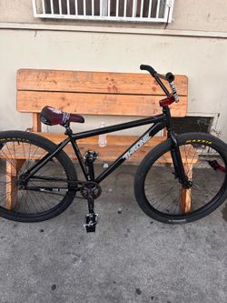 Throne bike