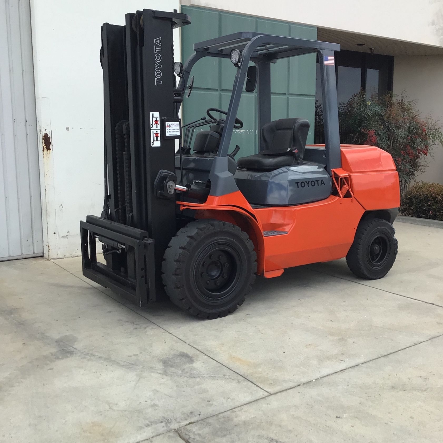 Forklift 