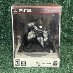 Batman Arkham City Collector’s Edition PS3 Figure Statue Game PS3. Fast Ship!