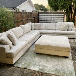 Ashley Furniture 5-Piece Cream Sectional. Free Delivery!