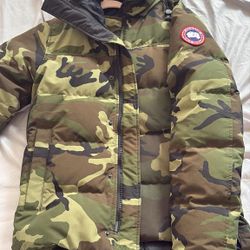 Canada Goose Jacket