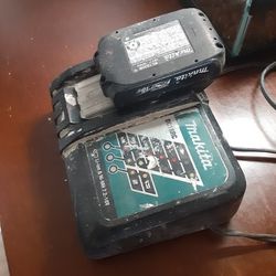 Makita Charger With Battery 