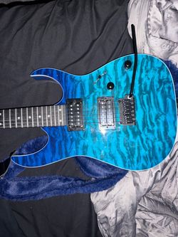 Electric guitar