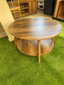 VASAGLE Round Wood Coffee Table with Shelf