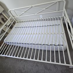 FULL SIZE DAYBED w TWIN TRUNDLE
