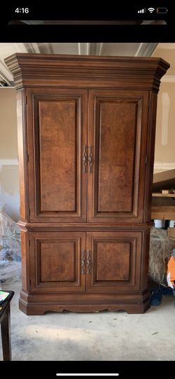 Armoire