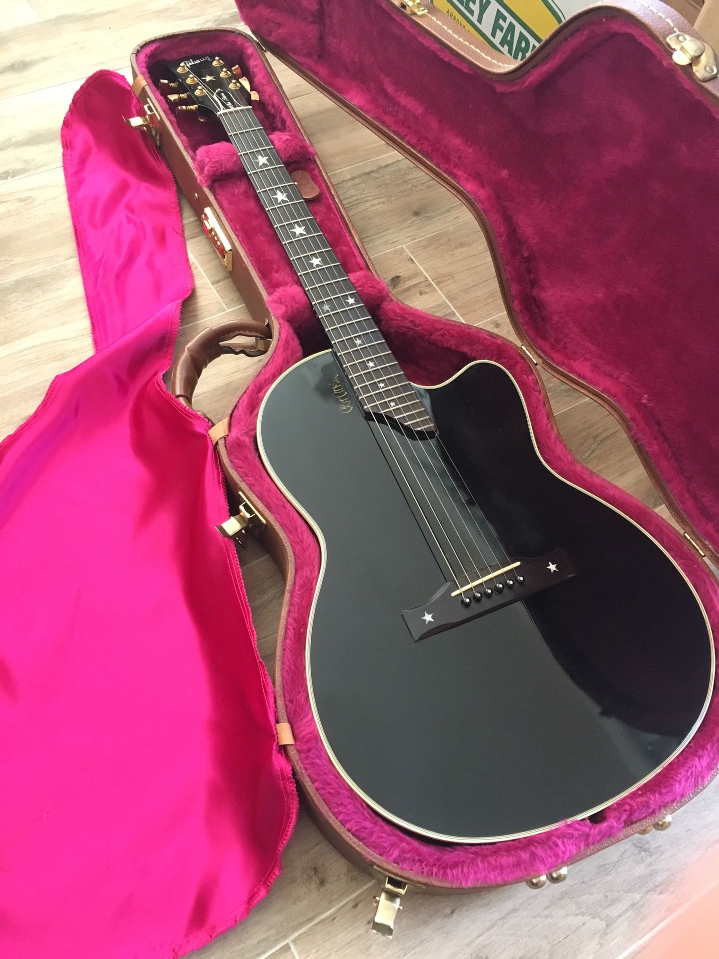 Gibson Chet Atkins SST black