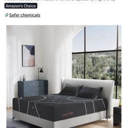 Memory Foam Queen Mattress. 