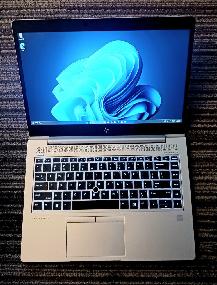 Touchscreen HP EliteBook Laptop AMD Ryzen 5 Pro 16GB RAM 512GB SSD ATI Radeon Vega 8 Graphics Windows 11 Professional