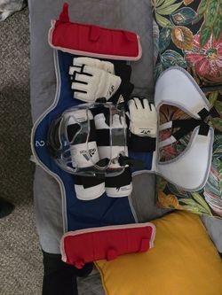 TAEKWONDO GEAR