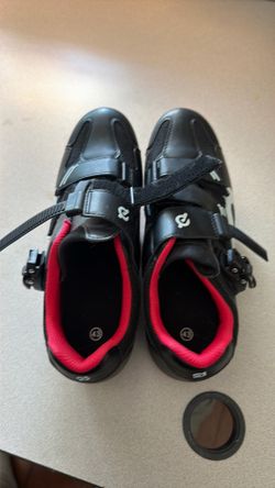 Peleton cycling shoes