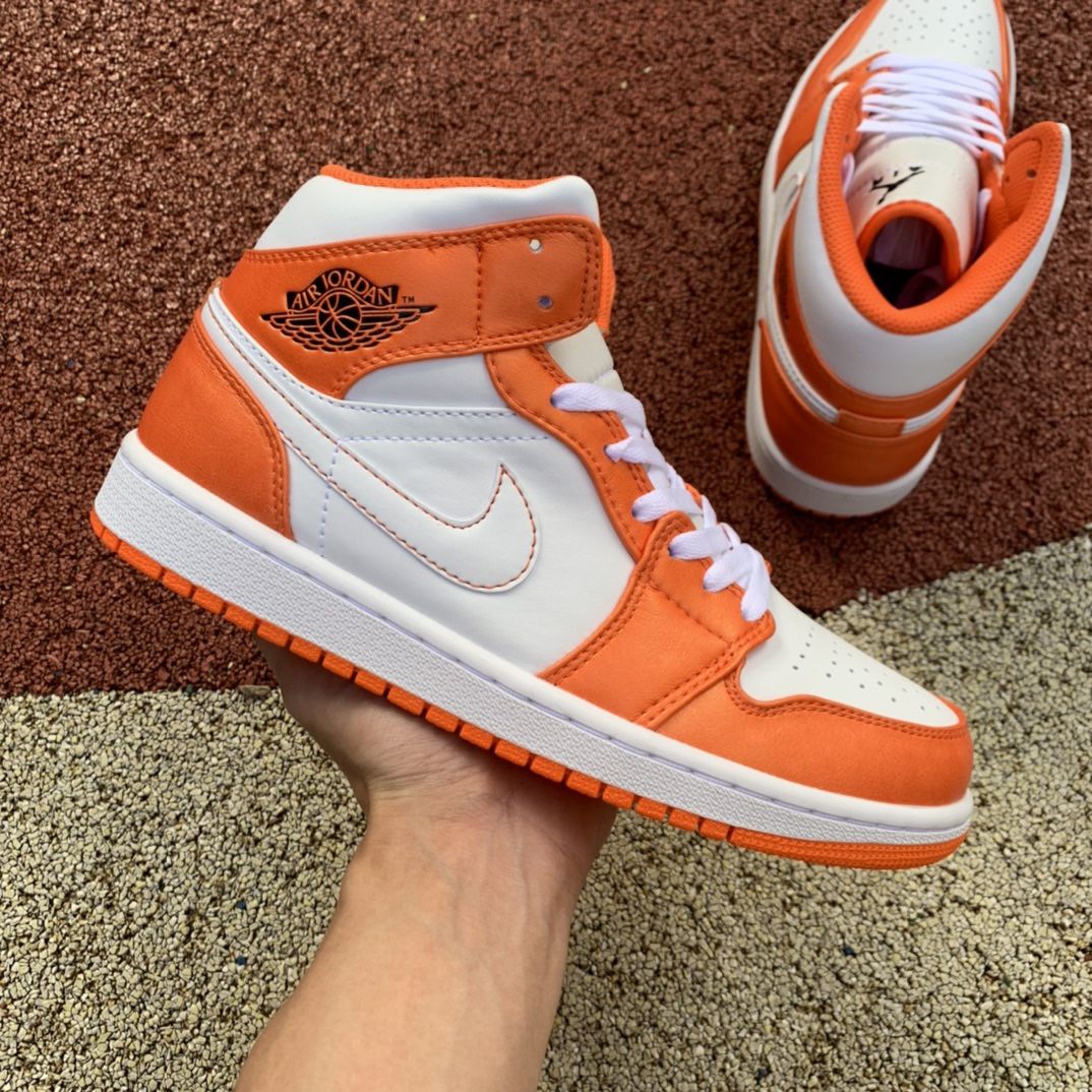 AIR JORDAN 1 MID SE 'ELECTRO ORANGE