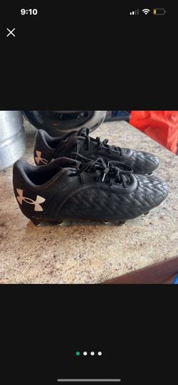 Under armor Soccer Cleats 