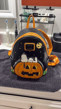 Peanuts Loungefly
