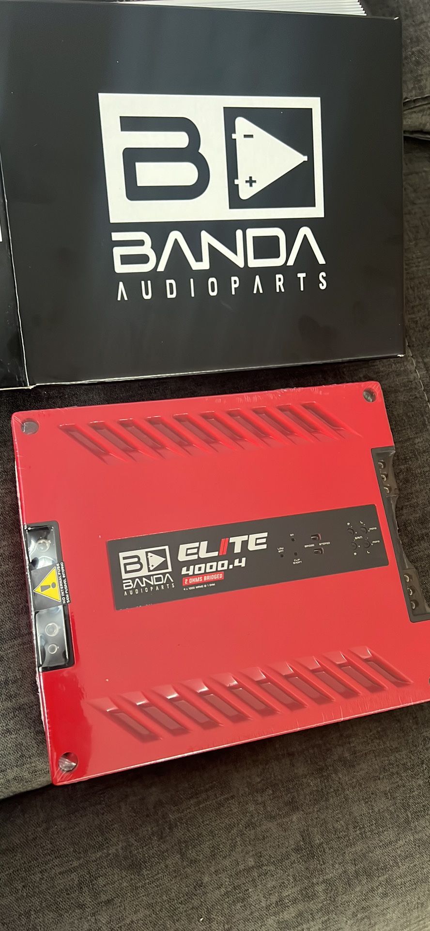 Banda Amp 4000.4 Watts Brand New