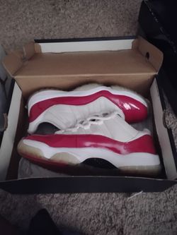 Jordan lows Cherry red