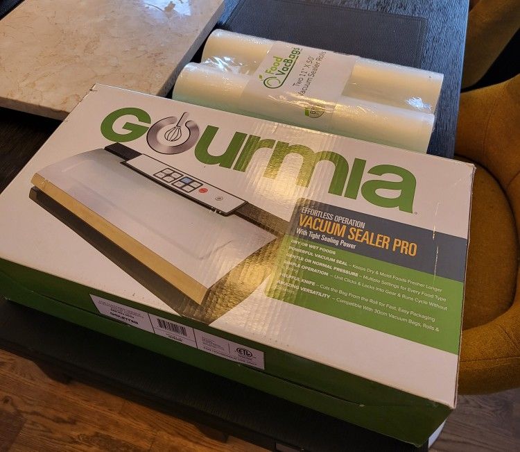 Gourmia GVS435 - Stainless Steel Vacuum Sealer - Preserve & Store Food or Vacuum for Sous Vide, 8 Versatile Function - Canister Compatible, Includes V