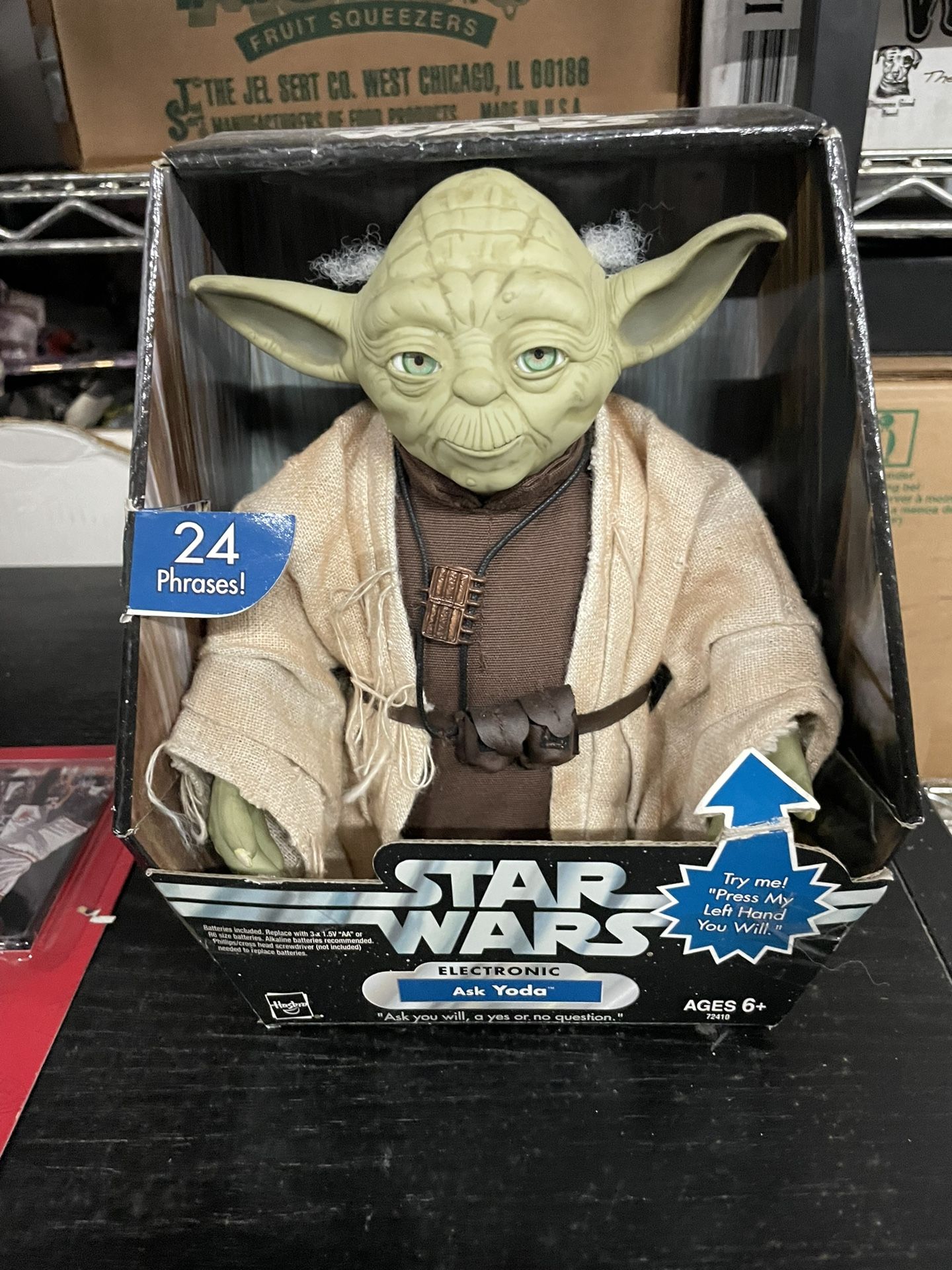 Star Wars Talking Toy Electronic Yoda! Ask Him Any Question, You Must! Respond, He Will! New In Box