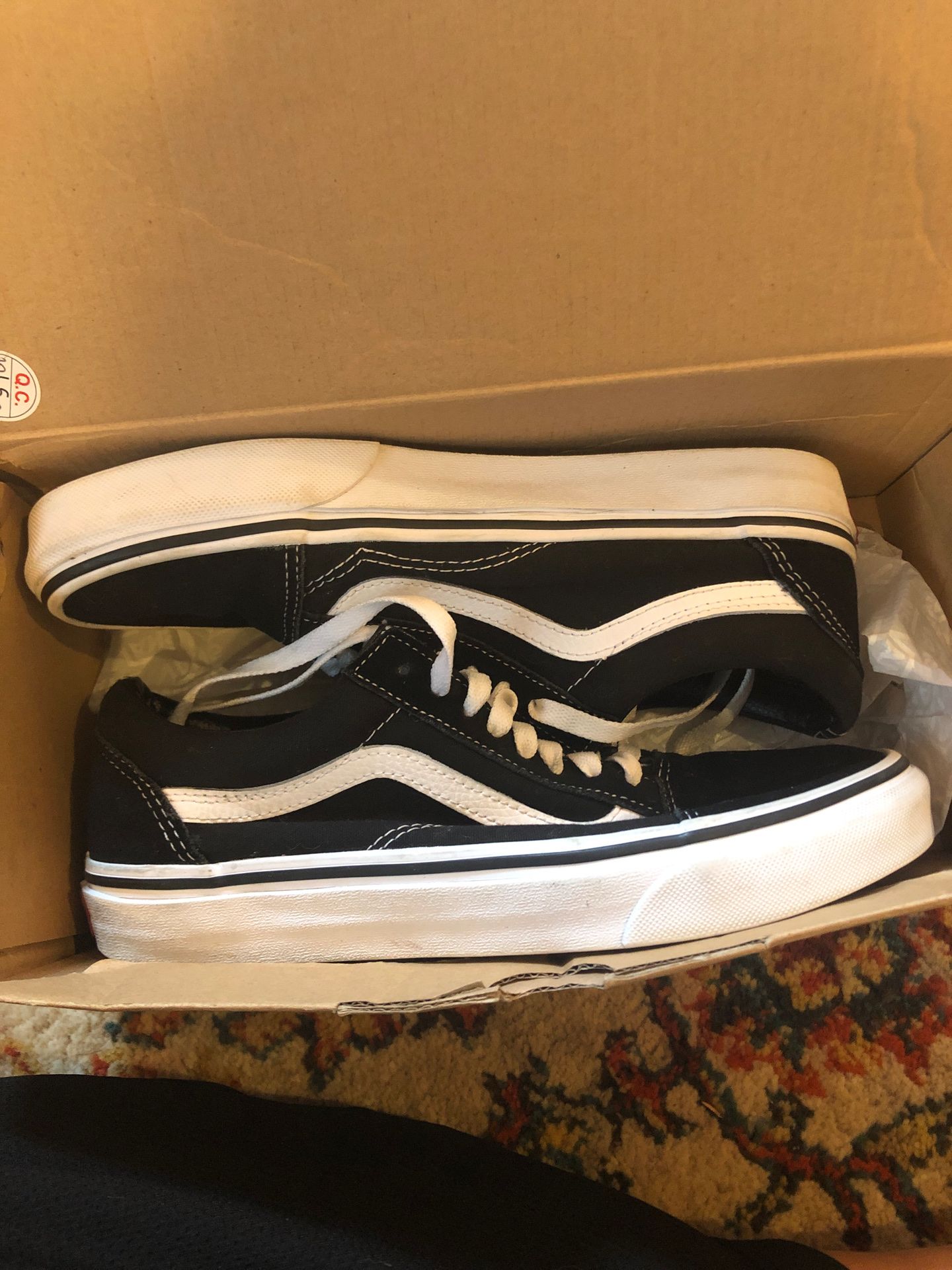 BLACK/WHITE VANS SIZE 9 womens, 7.5 MENS