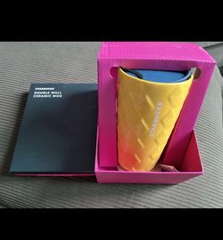 Starbucks “Hawaii edition” Ceramic Travel Mug w/ Lid, Yellow, 12 fl oz
