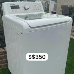 (Used normal wear) beautiful Samsung Washer (1 Year Warranty)