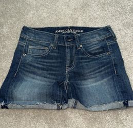 American Eagle Shorts Size 4