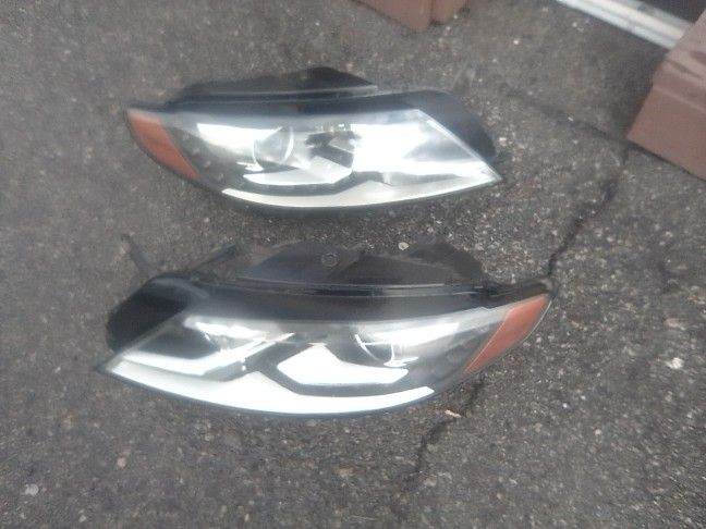 2013-2017 Volkswagen CC Headlights