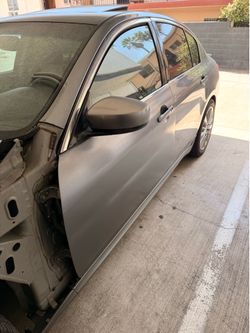 G37 sedan driver side door