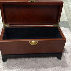 Bombay Jewelry Box