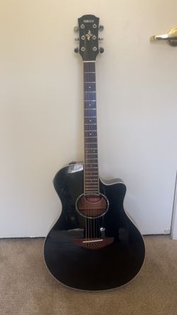 Guitar Yamaha apx600