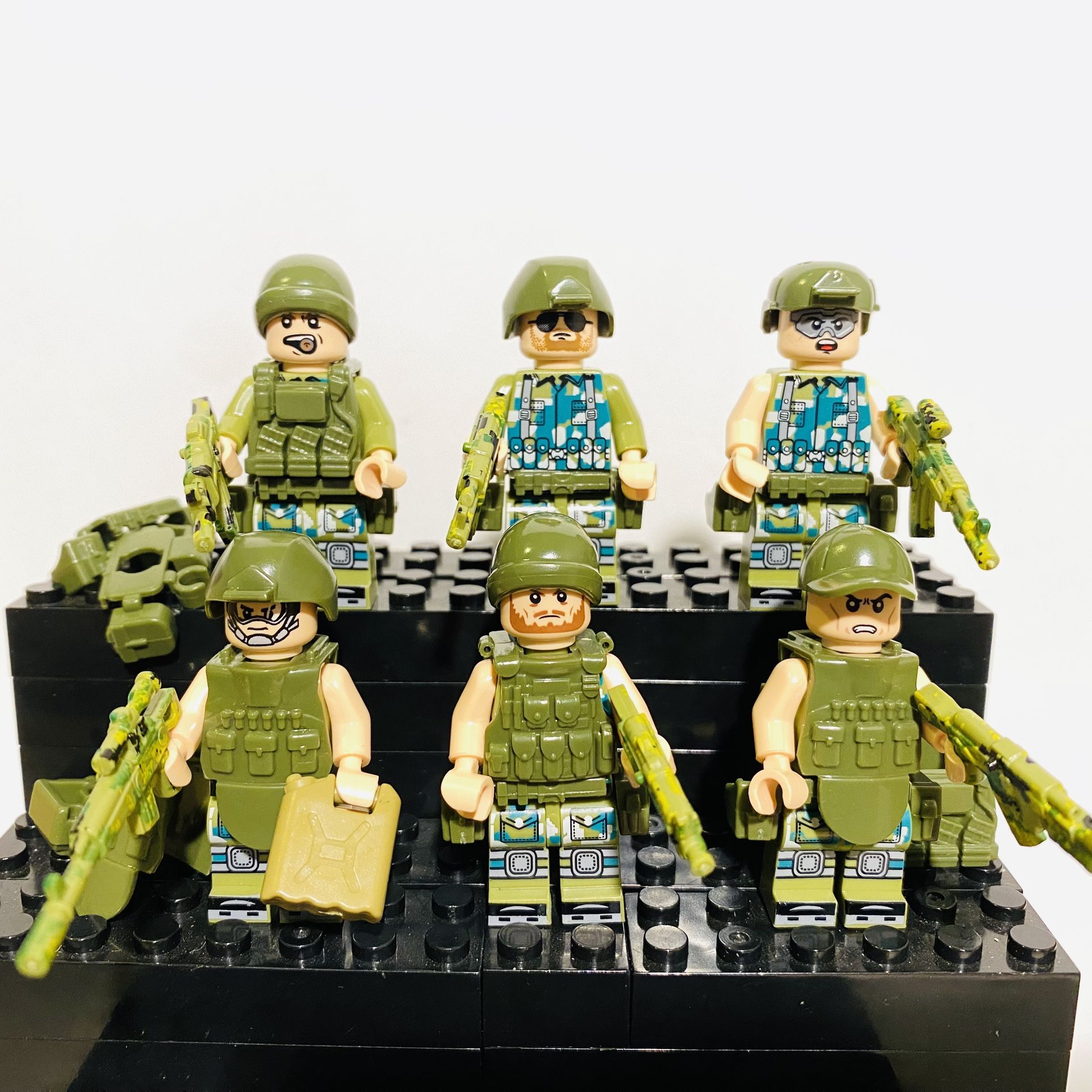 Green Soldiers Minifigures Special Forces Bunch | New Custom LEGO Compatible Toy