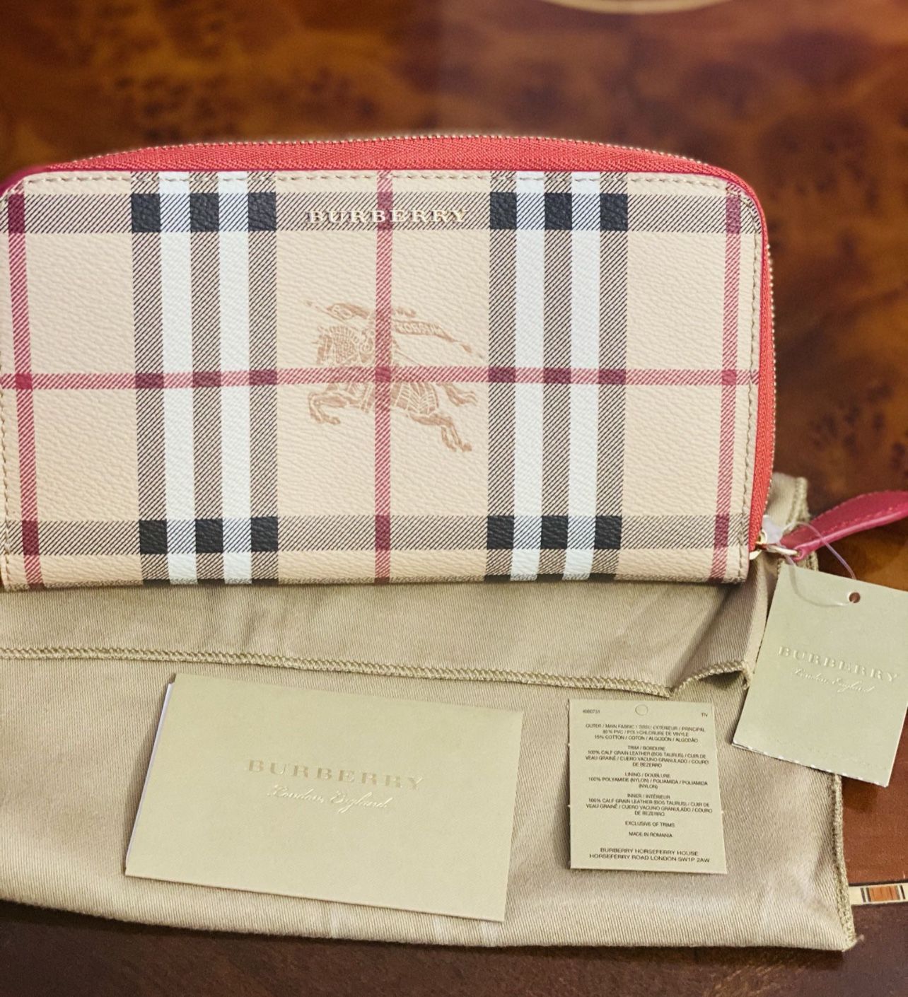 Burberry Wallet Automatic 