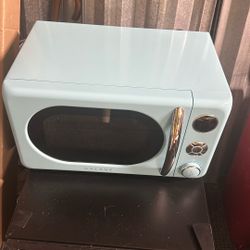 Small Microwave
