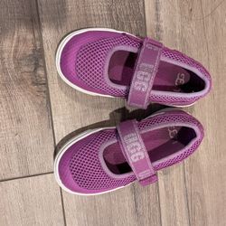 UGG Rennon Skimmer Toddler Slip On 9