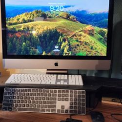 iMac Pro [2017] 3.2 Ghz 8 Core Intel Xeon W Processor, 32GB 2666Mhz DDR4 ram, 5K 27inch Retina Display, 1TB SSD, Radeon Pro Vega 56 8GB Graphics