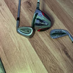 Taylor made Steath Driver , Cobra 4 Iron . Good Ok Titlist. Pitching Wedge  Bundle 