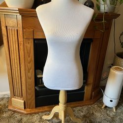 Mannequin Dress Maker