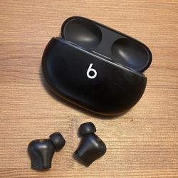 Beats Studio Buds
