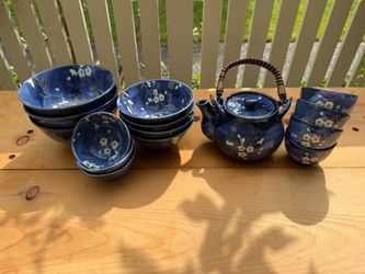 Japanese tea set and matching bowls