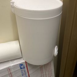 Trash Can 