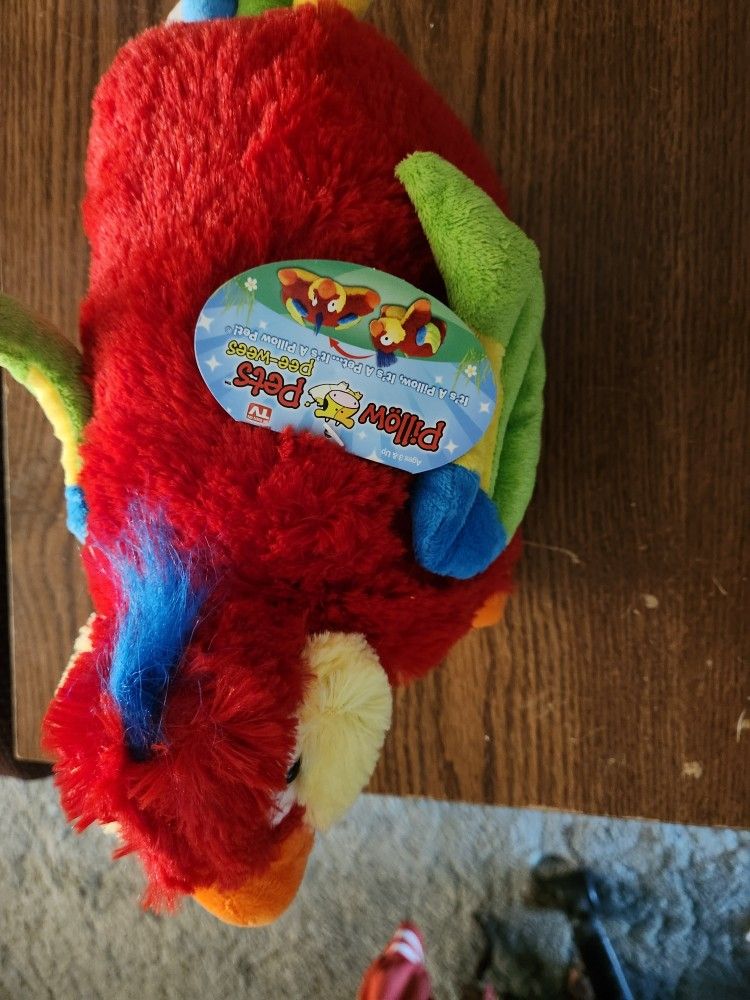 Pillow Pets Parrot 