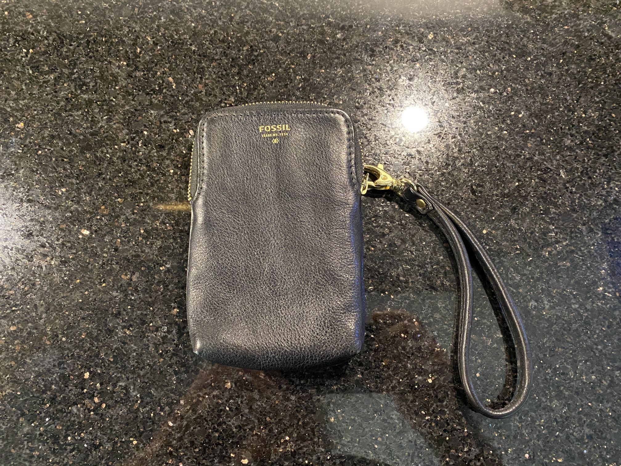Fossil Leather Wristlet Grey 4x5”