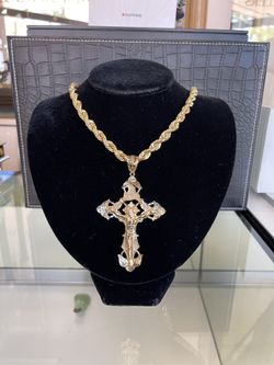 True 7mm 22in Chain With 3.5in Cross 