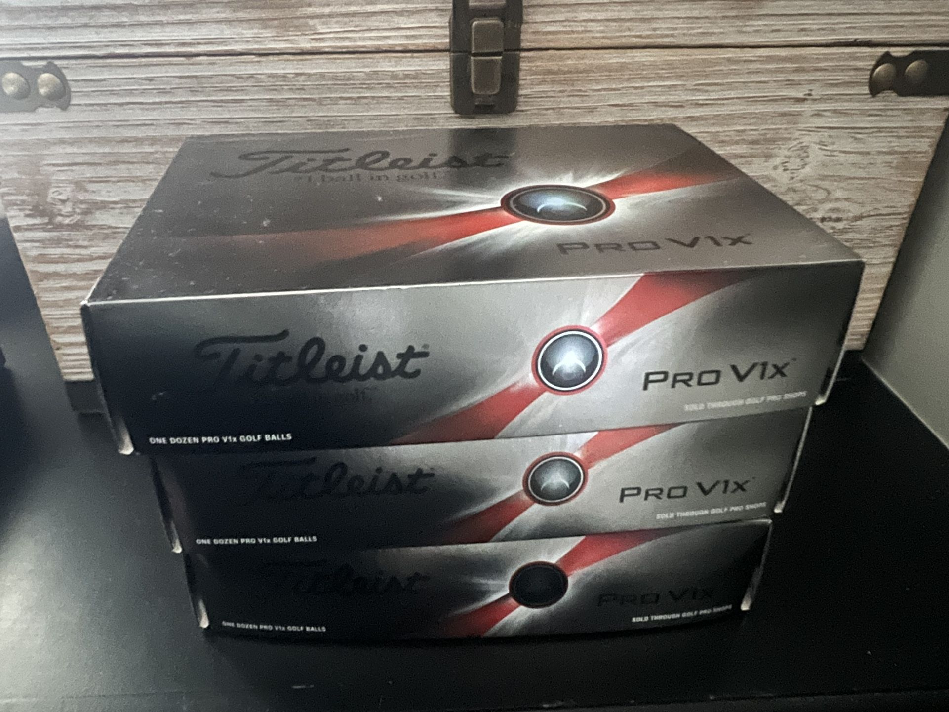 Tiltleist Pro v1x 3 BOXES