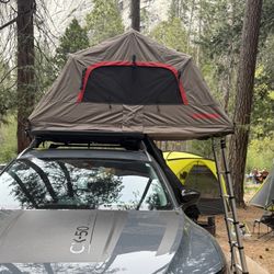Rooftop Tent